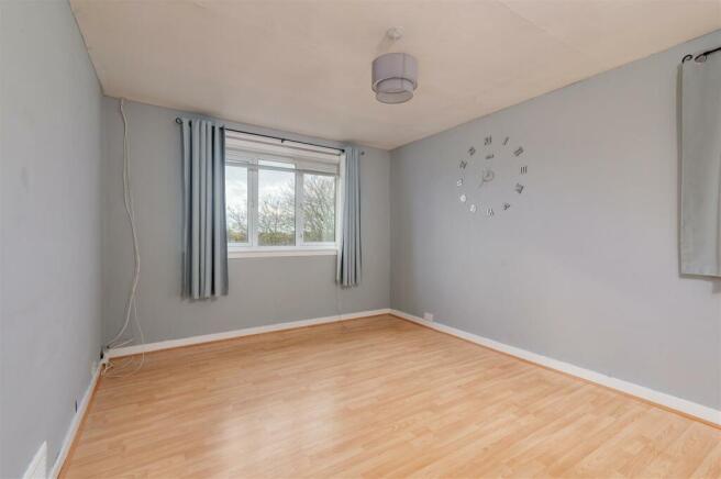 4E Cullen Place Dundee-1.JPG