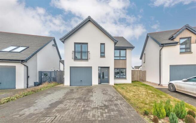 6 Grayburn Place Dundee-24.JPG