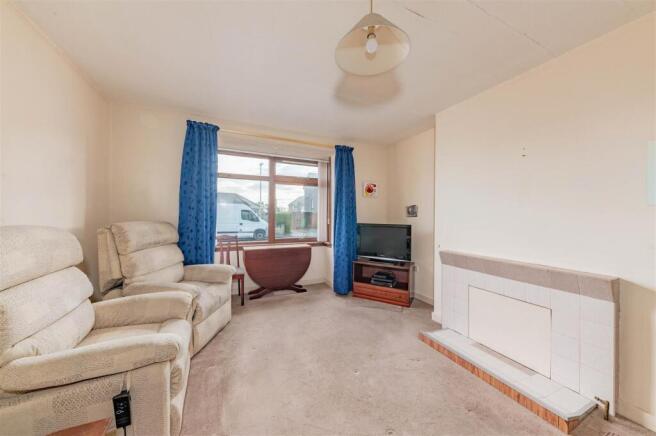 40 Lowson Avenue Carnoustie-6.JPG
