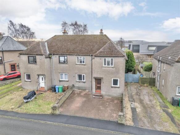 35 Norman View Leuchars-2.JPG