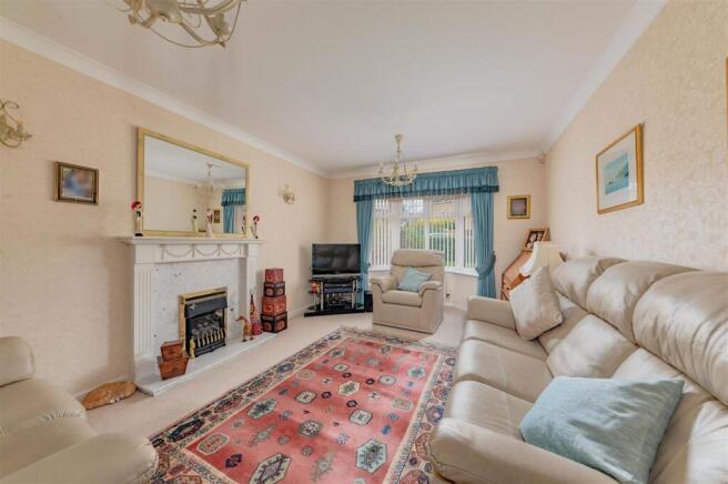 30 Lawers Road Panmurefield-7.JPG