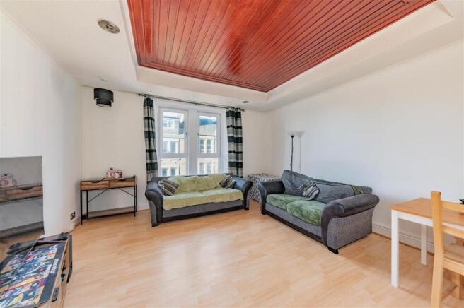 29H Baldovan Terrace Dundee-6.JPG