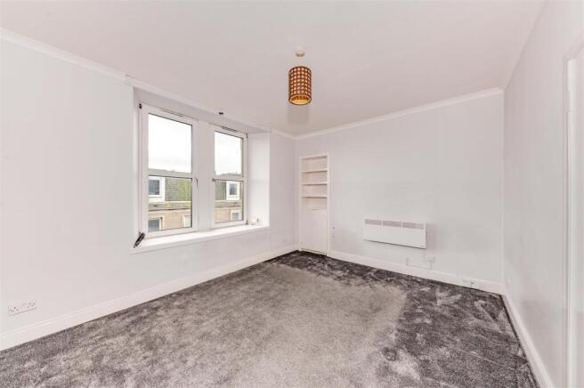 362F Strathmore Avenue Dundee-4.JPG