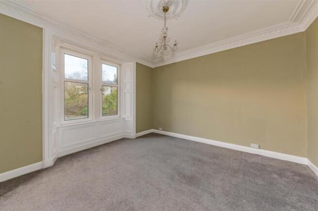 4C Tullideph Road Dundee-6.JPG