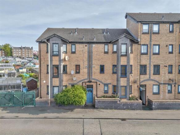 2 Tannadice Street Dundee-1.JPG
