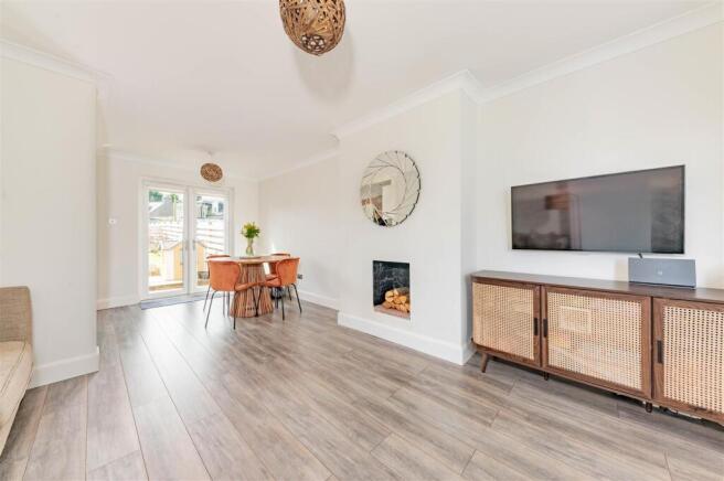 7 Sherbrook Street Dundee-4.JPG