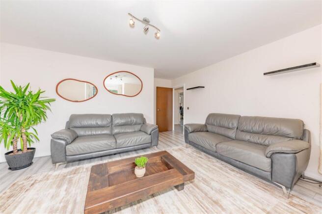 10 Rockwell Place Dundee-8.JPG