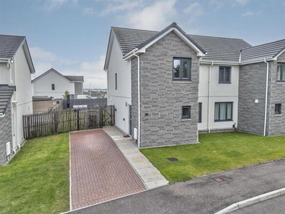 3 Greenhill Crescent Dundee-23.JPG