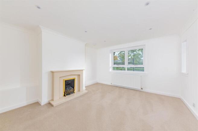 23A Finlow Terrace Dundee-6.JPG