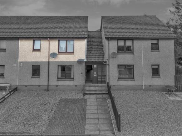 39 Service Road Forfar-9.JPG