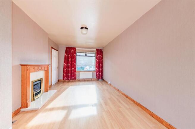 81 Dunholm Road Dundee-8.JPG