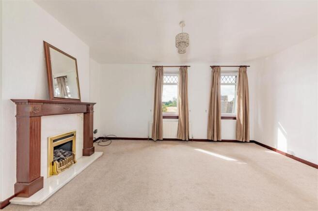 1R 6 Balerno Street Dundee-4.JPG