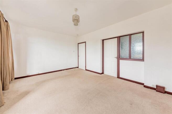 1R 6 Balerno Street Dundee-5.JPG