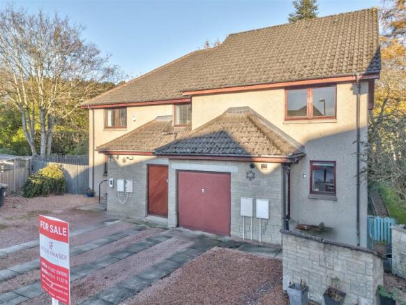 13 Harestane grove Dundee-1.JPG