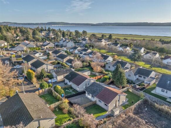 31 Millhall Crescent Dundee-2.JPG