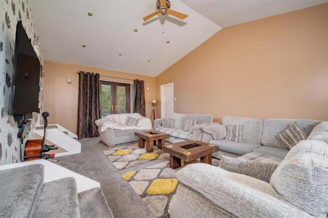 40 Holdings Tealing-21.JPG