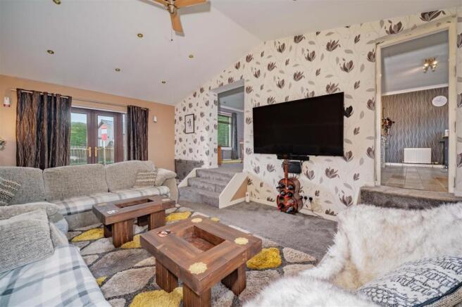 40 Holdings Tealing-20.JPG