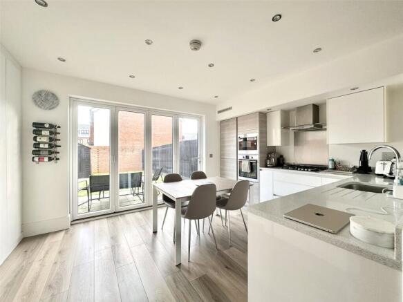 Kitchen Diner