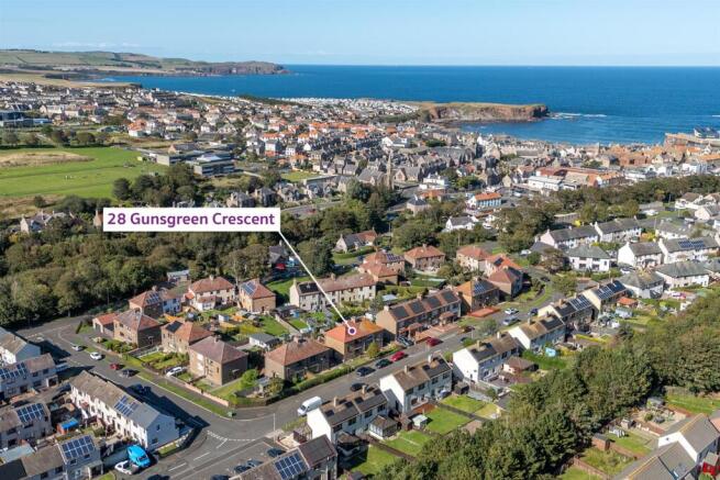 28 Gunsgreen Crescent_Eyemouth-01.jpg