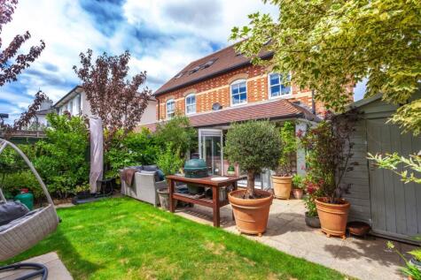 Farm Road, Henley-on-Thames, South Oxfordshire