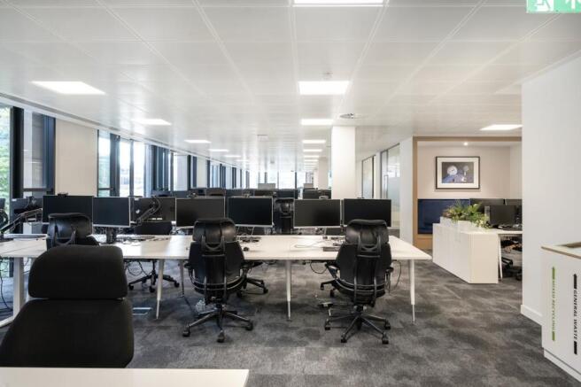 10CrownPlace124thflr.jpg