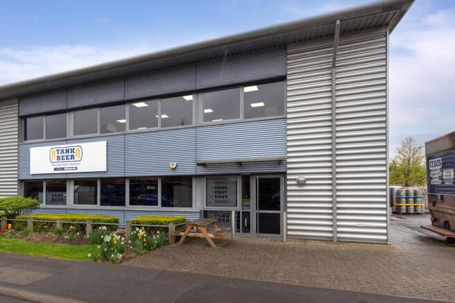 2023 941 Yeovil Road  Tank Beer  STE222605.png
