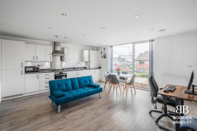 Kitchen/Living Room