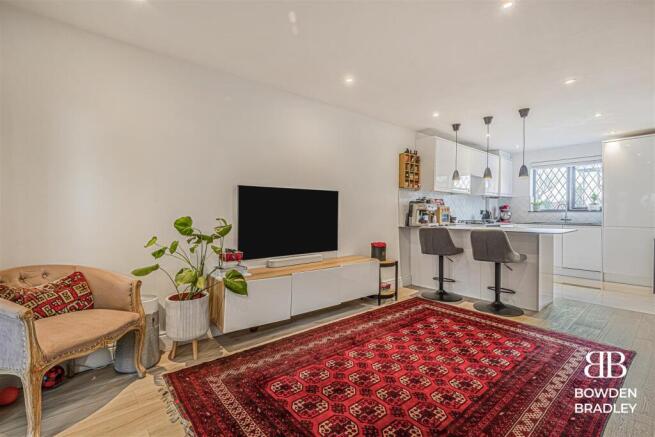 Living Room/ Kitchen