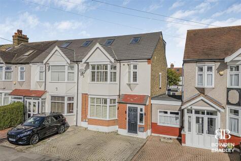 Waverley Gardens, Barkingside