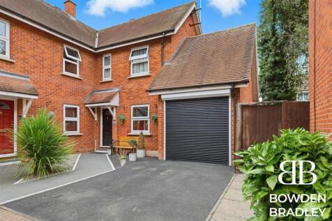 Nevendon Mews, Basildon