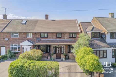 Peregrine Road, Hainault