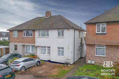 Brunswick Gardens, Ilford, IG6