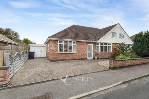 Two/Three Bedrooms on Bowley Avenue