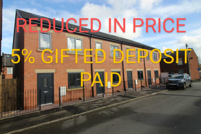 NEW BUILD - REDUCED IN PRICE & 5% GIFTED DEPOSIT 