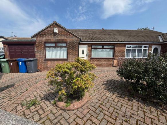 2 Bedroom Semi Detached Bungalow for Sale