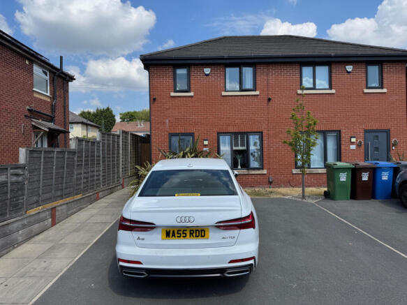 3 Bedroom Semi Detached for Sale