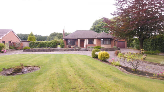 Davlyn, Hall Lane, Wrightington, WN6 9EL