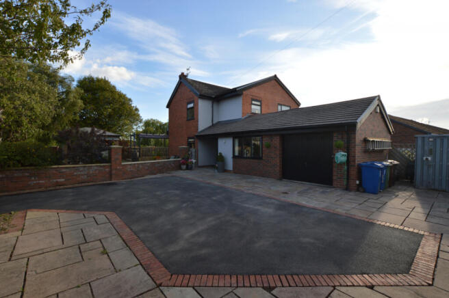 Four Bedroom Detached House For Sale