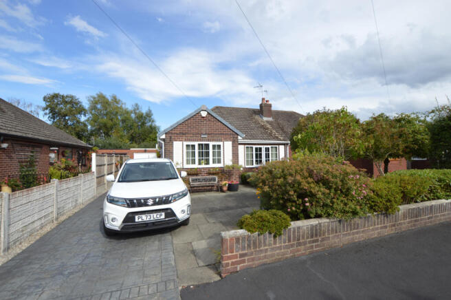 3 Bedroom Semi Detached Bungalow for Sale