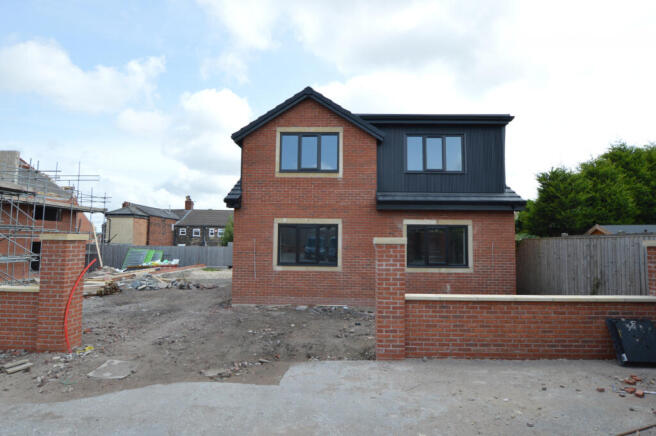 NEW BUILD - DETACHED HOUSE