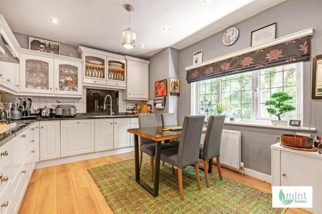 Mint_homes-100_rivey_lodge-kt14__21_.jpg