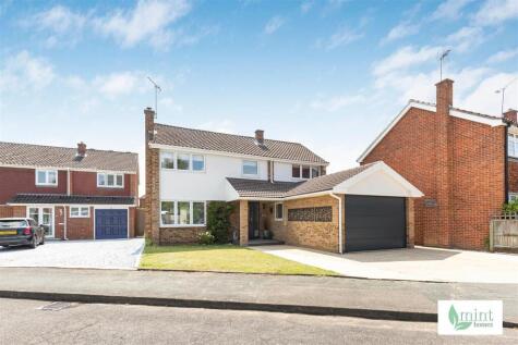 Amberley Drive, Woodham