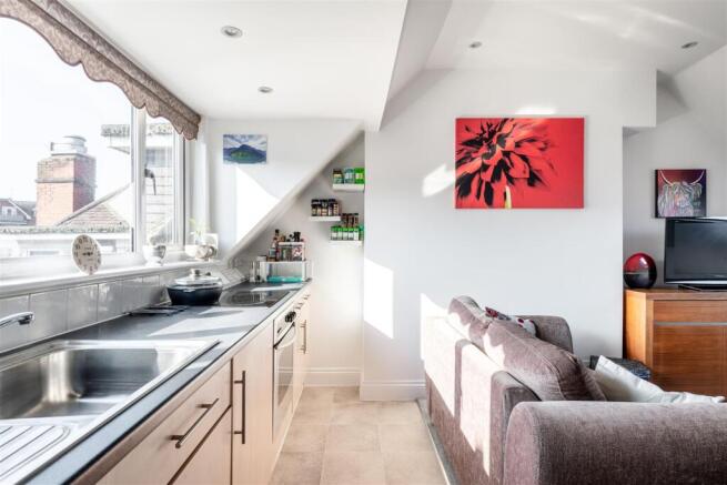 37B Old Woking Road-4.jpg