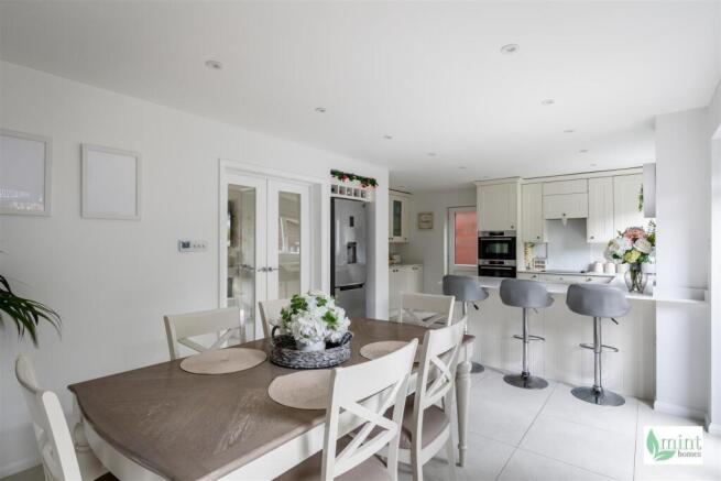 Watermark - 24 Palmer Crescent-26.jpg