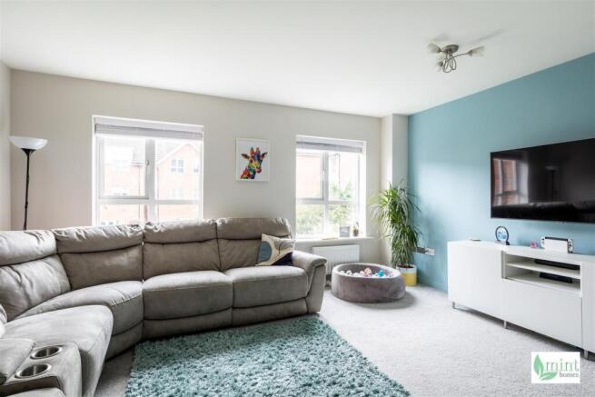 Harrow Close - Watermark-12.jpg