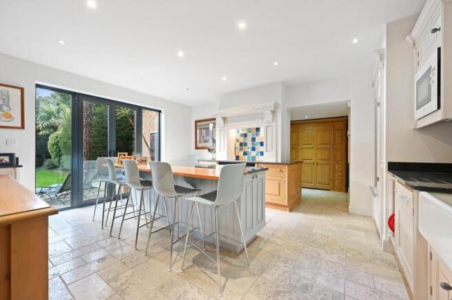 TEC - 72 Wykeham Road - Kitchen3 (1).jpg