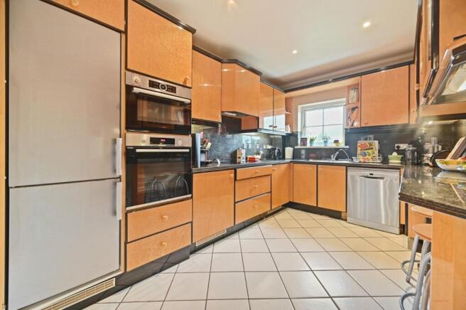 RCTEC- 14 parklands- dining area 3 (1).jpg