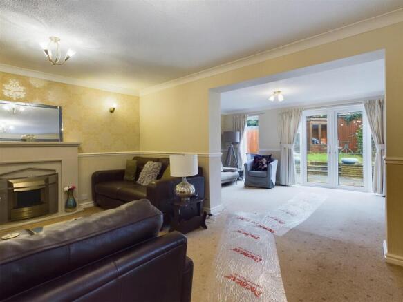 Lounge/Sitting Room