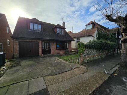 10a Castle Avenue, Dover