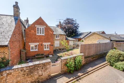 NN14 Croft Cottage, Geddington
